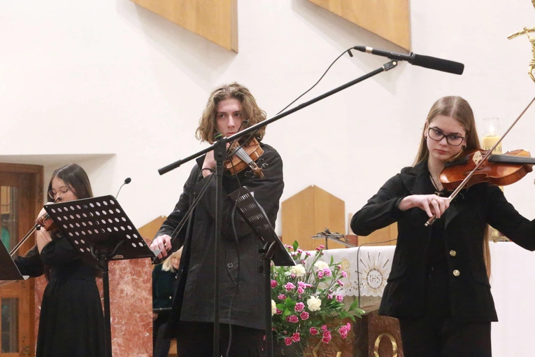 Koncert w Łososinie Dolnej