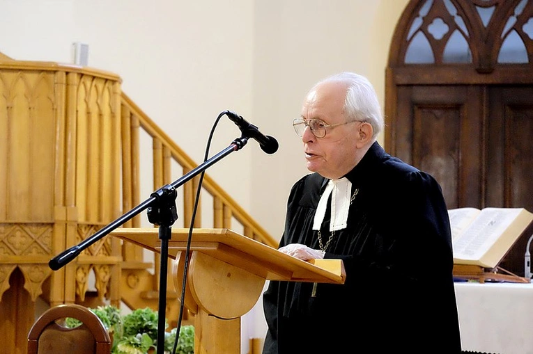 Zmarł ks. Zdzisław Tranda, wieloletni biskup Kościoła Ewangelicko-Reformowanego