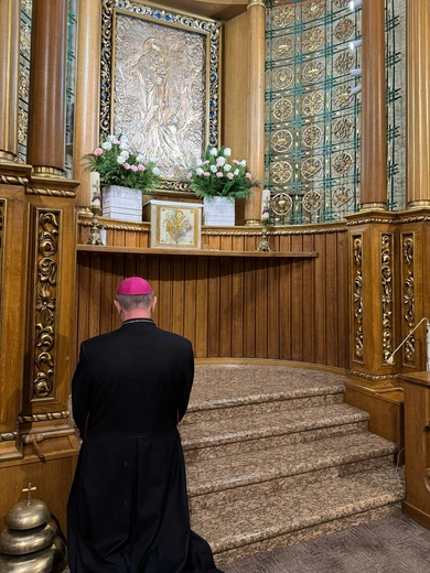 Sanktuarium Matki Bożej Królowej Polski w Szczyrku. 