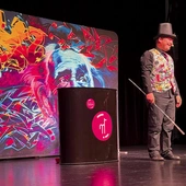 Wśród oferty przygotowanej przez jednostki kultury nie brakowało spektakli czy pokazów naukowych, gdzie ważne zagadnienia przedstawiane były w formie zabawy.