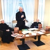 	Spotkanie z autorami książki odbyło się 15 lutego.