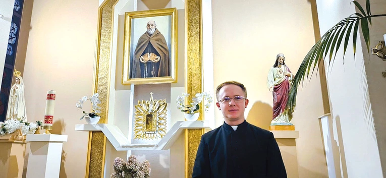 	Dk. Stachuczy w kościele św. Brata Alberta w Radomiu.