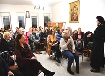 Kolejne spotkanie z pochodzącą z Bieniowa s. Krzysztofą Kujawską będzie miało miejsce 18 marca o godz. 19 w salkach na plebanii.
