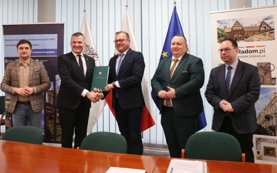 Umowę podpisali Rafał Rajkowski i Radosław Witkowski.