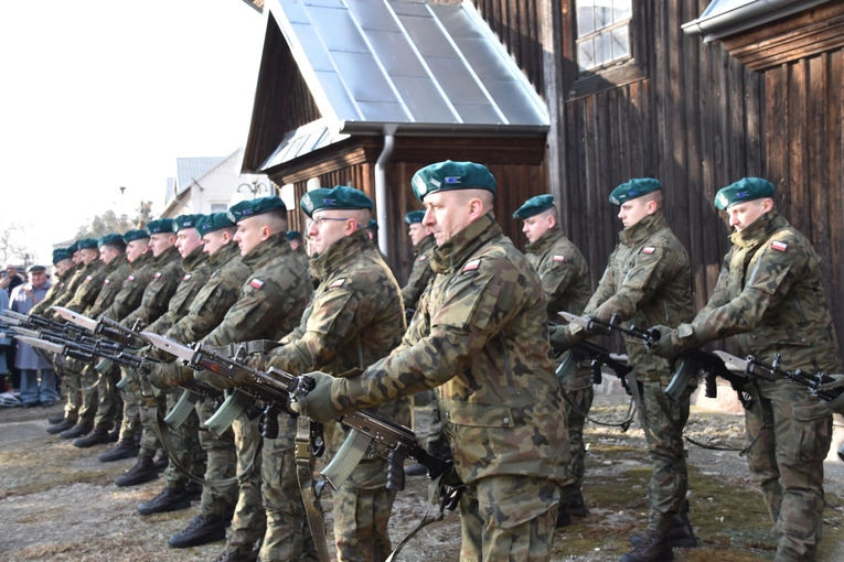 Zielona Ciechanowska. Upamiętnienie żołnierzy wyklętych