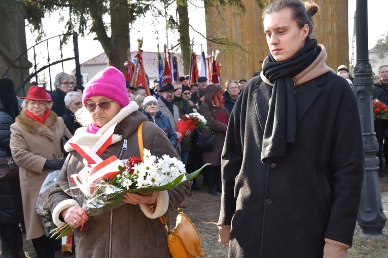 Zielona Ciechanowska. Upamiętnienie żołnierzy wyklętych