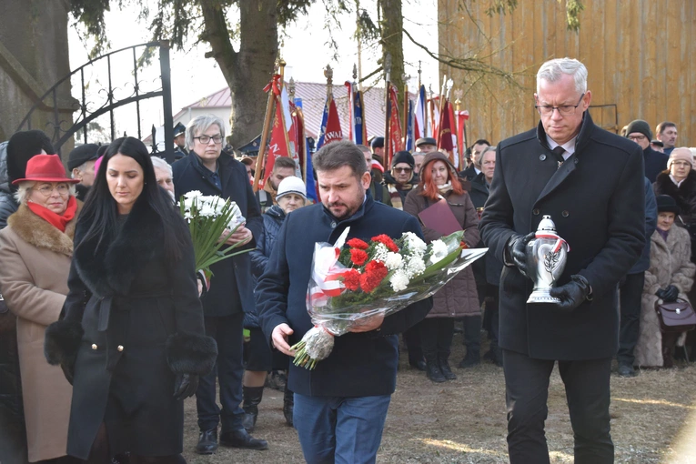 Zielona Ciechanowska. Upamiętnienie żołnierzy wyklętych