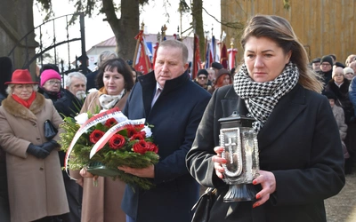Zielona Ciechanowska. Upamiętnienie żołnierzy wyklętych