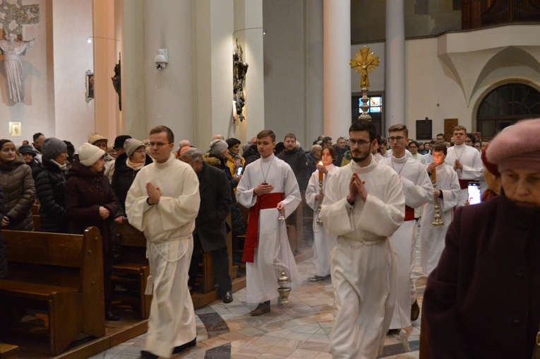 Dekanaty pielgrzymowały do katedry