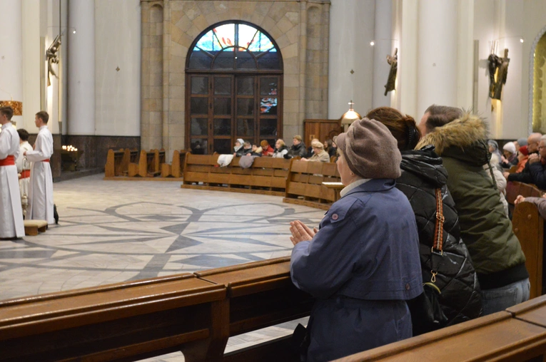 Dekanaty pielgrzymowały do katedry