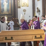 Pogrzeb bp. Kazimierza Romaniuka, cz. 2