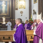 Pogrzeb bp. Kazimierza Romaniuka, cz. 2