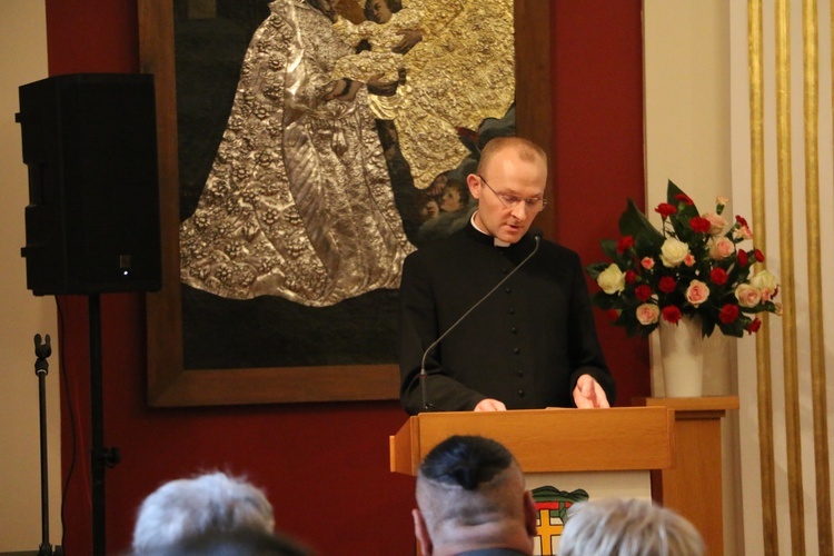 Płock. Konferencja naukowa dedykowana bp. Romanowi Marcinkowskiemu