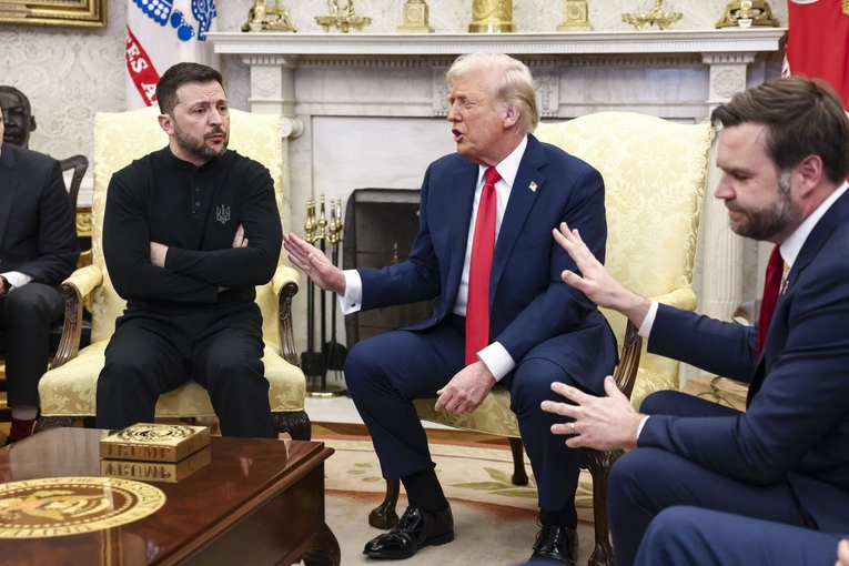  Prof. A. Motyl: czyja wina w Białym Domu?