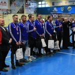 Ceremonia wręczenia medali i nagród XIX Mistrzostw Polski Księży w Piłce Nożnej Halowej
