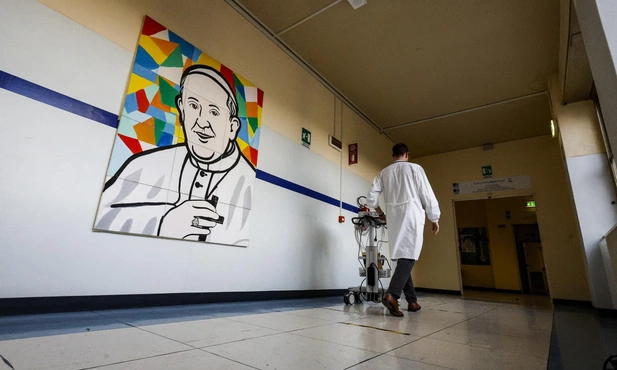 Klinika Gemelli: spokojna noc Papieża Franciszka