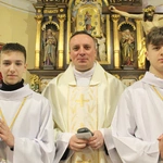 Mystków. Błogosławieństwo nowych lektorów dekanatu Nowy Sącz-Wschód