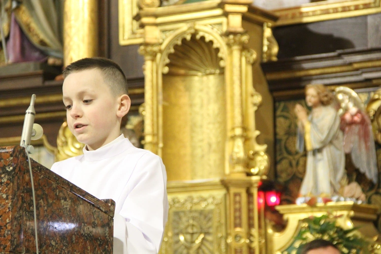 Mystków. Błogosławieństwo nowych lektorów dekanatu Nowy Sącz-Wschód