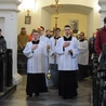 Posługi w drodze ku kapłaństwu