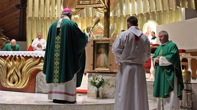 Abp Kupny: Przebaczenie świadczy o tym, że miłość jest potężniejsza niż grzech