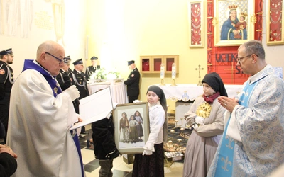 Jak Maryi spieszyło się do Smęgorzowa, tak i dzieciom fatimskim do Niej