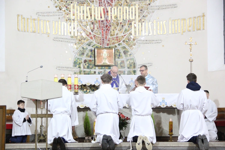 Smęgorzów. Wprowadzenie relikwii dzieci fatimskich