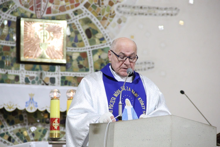 Smęgorzów. Wprowadzenie relikwii dzieci fatimskich