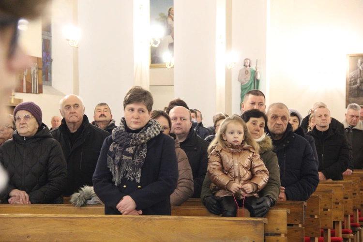 Smęgorzów. Wprowadzenie relikwii dzieci fatimskich