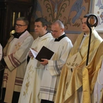 Mława. Konsekrecja ołtarza w parafii pw. św. Stanisława BM - cz. I
