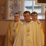 Mława. Konsekrecja ołtarza w parafii pw. św. Stanisława BM - cz. II