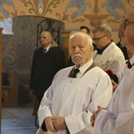 Mława. Konsekrecja ołtarza w parafii pw. św. Stanisława BM - cz. II