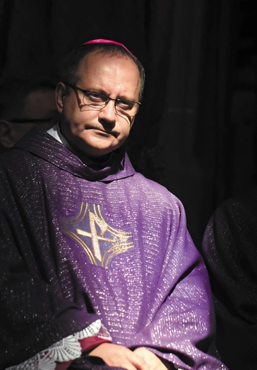 Bp Damian Muskus OFM: Post pomaga otwierać się na działanie Boga