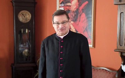 Ks. Krzysztof obecnie posługuje jako proboszcz parafii w Strzegomiu.