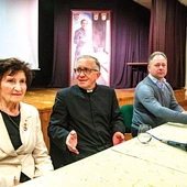 Notariusz procesu kanonizacyjnego zapewnił, że jest wiele świadectw łask i cudów za przyczyną ks. J Popiełuszki.