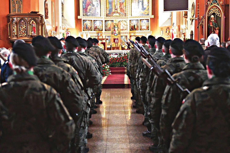 Msza św. w zielonogórskiej konkatedrze.