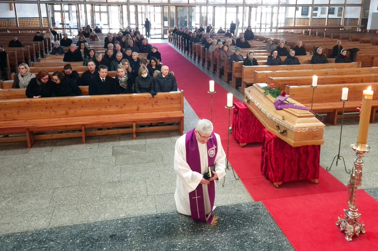 Ostatnia droga diakona Piotra Kowalczyka