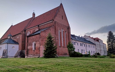Przyjaźń, chrzest, krzyż - wielkopostne rekolekcje w Zawichoście