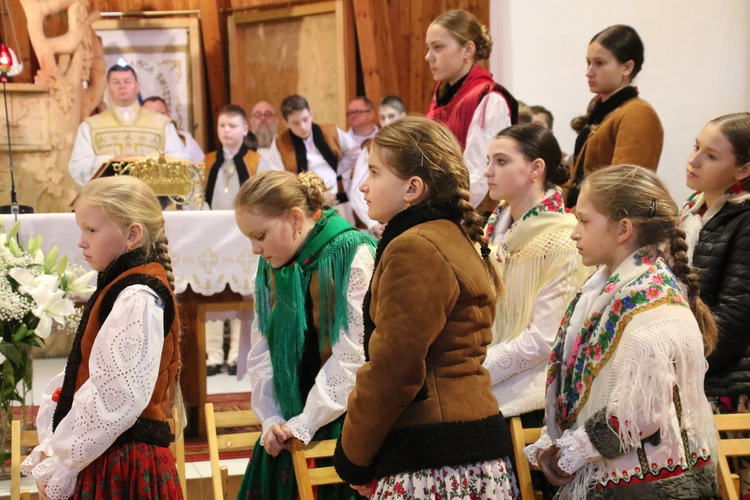 Lucień. Wprowadzenie relikwii św. Kazimierza