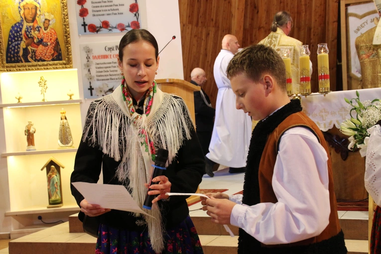 Lucień. Wprowadzenie relikwii św. Kazimierza