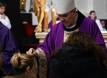 Bp Zieliński: Wyrzeczenie jest źródłem siły