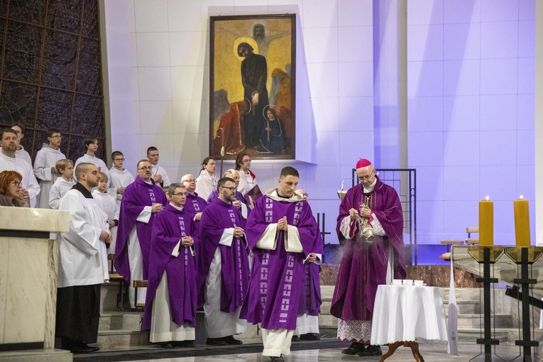 Abp Adrian Galbas w Środę Popielcową