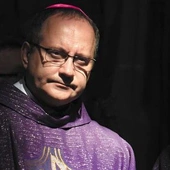 Bp Damian Muskus OFM: Post pomaga otwierać się na działanie Boga