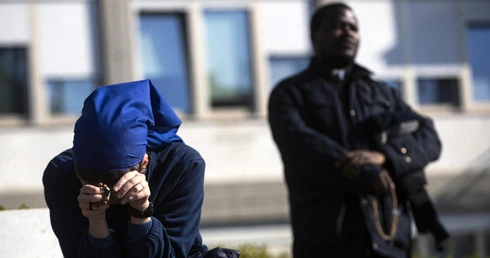 Spokojna noc w Klinice Gemelli, Papież odpoczywa