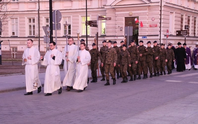 Płock. Popielec w katedrze
