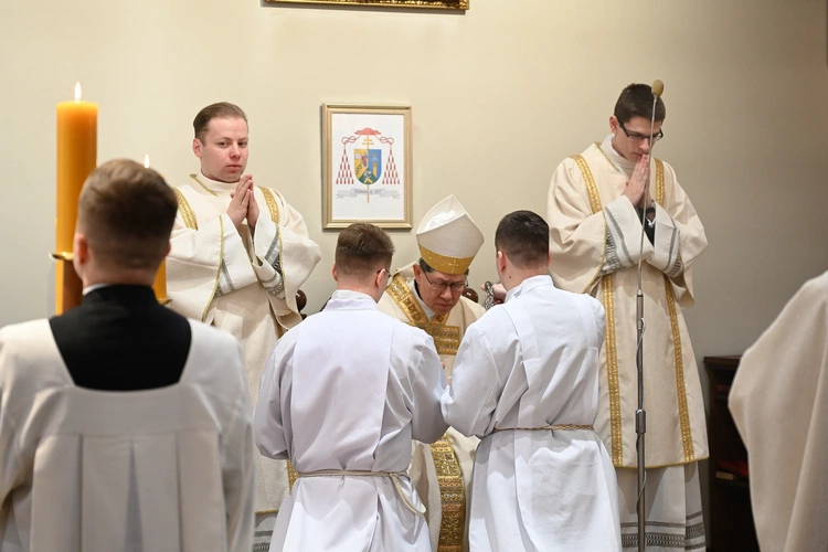 Liturgia w gdańskim seminarium z kardynałem Tagle