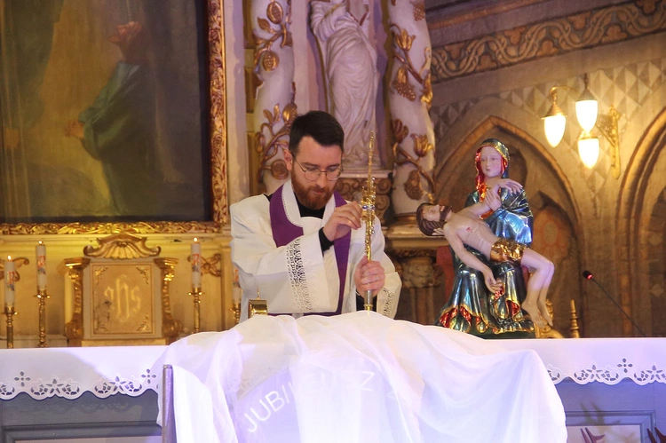Wielkopostne Czuwanie Młodych w Białogardzie