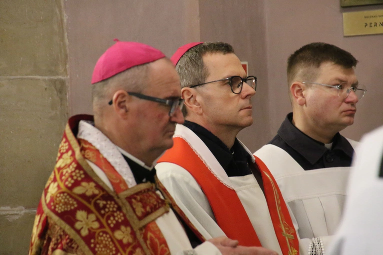 Płock. Droga Krzyżowa w intencji skrzywdzonych