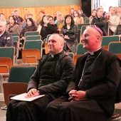 Z katechetami spotkał się bp Marek Solarczyk. Dzień skupienia poprowadził ks. Krzysztof Bochniak.