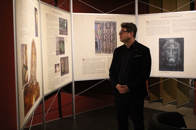 Premiera filmu "Via Dolorosa"