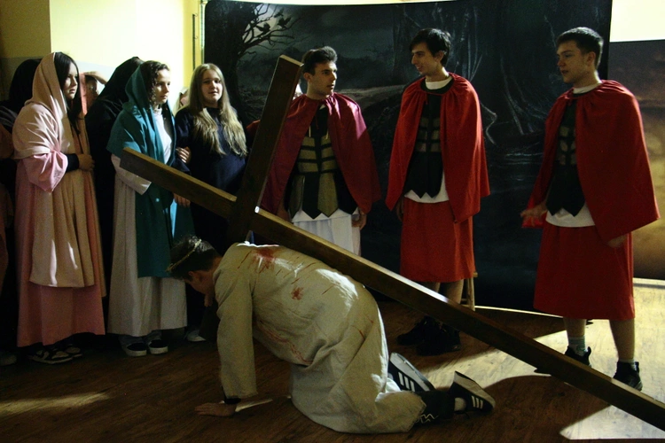 Próba misterium "Nasz Bóg jest wielki" w Bodzanowie